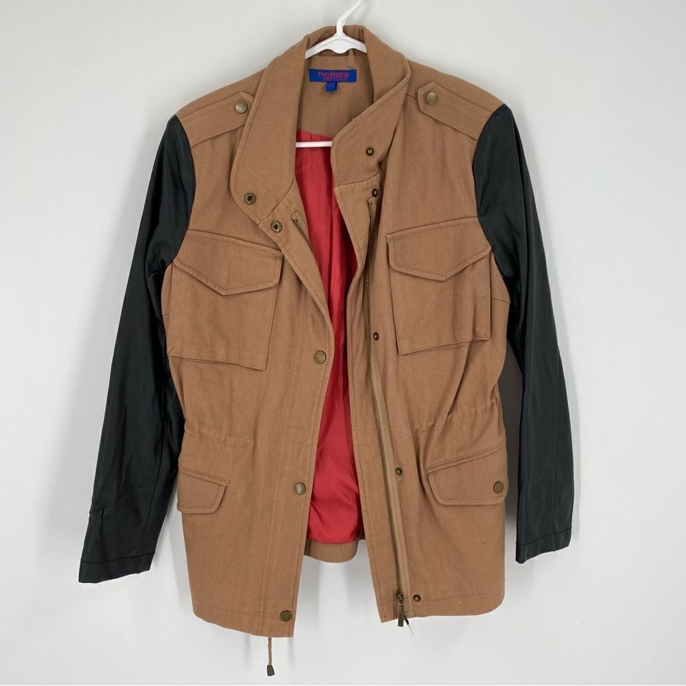 Twiggy London Men’s Faux Sleeve Zipper Front Jacket size S